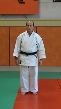 Hachiji dachi